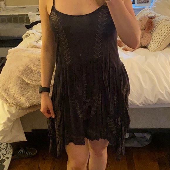 Free People Dresses & Skirts - Free People Black Flowy Dress